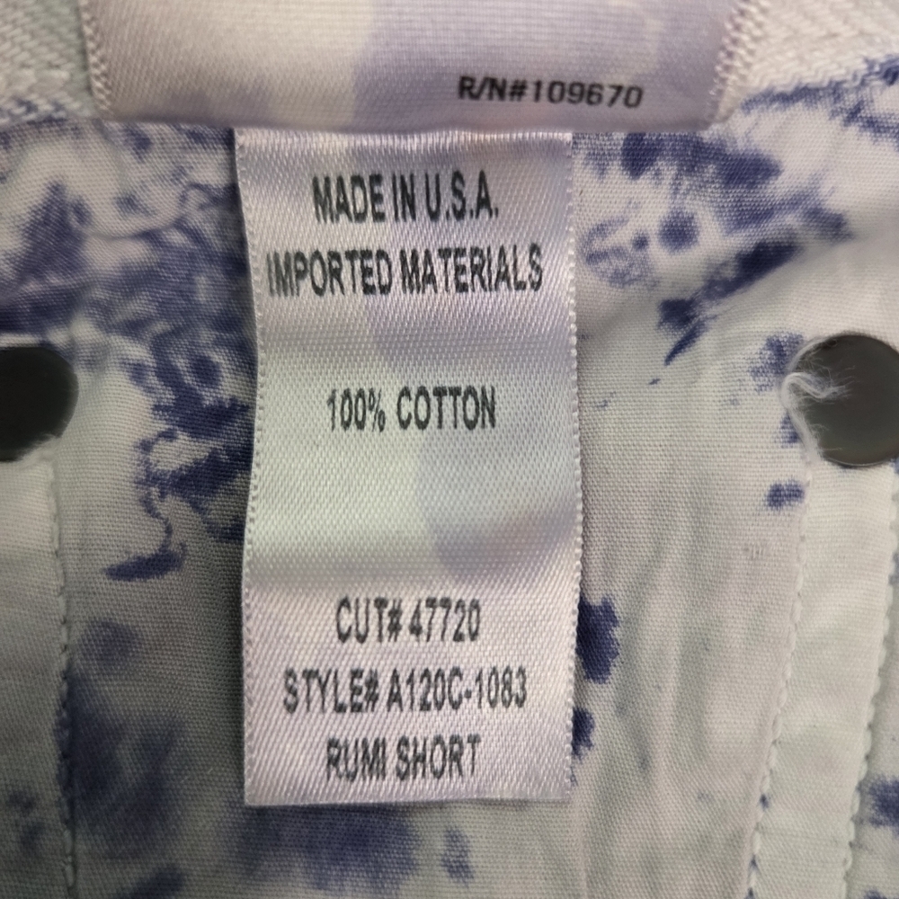 NEW AGOLDE RUMI MID LENGTH TIE DYE JEAN SHORTS. - Picture 7 of 7